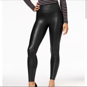 Stella Luce Black Faux Leather Leggings Pants Size Large Stretchy Comfy